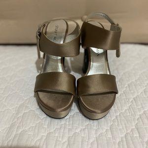 Never worn: STUART WEITZMAN